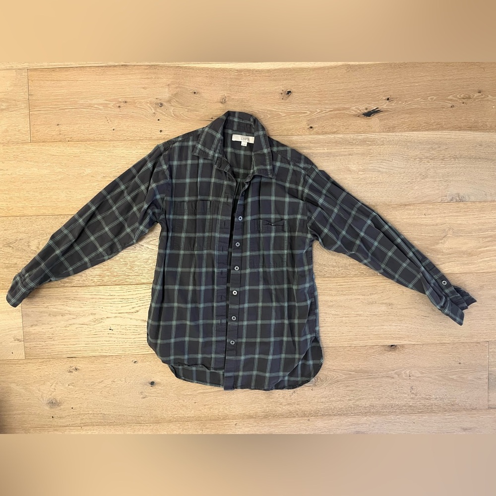 LOFT Women’s Gray Plaid Button Down Shirt
